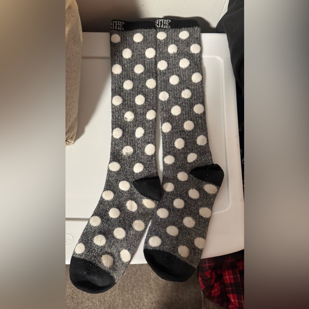 Brand new never worn tried only, and clean a pair of Pink VS socks